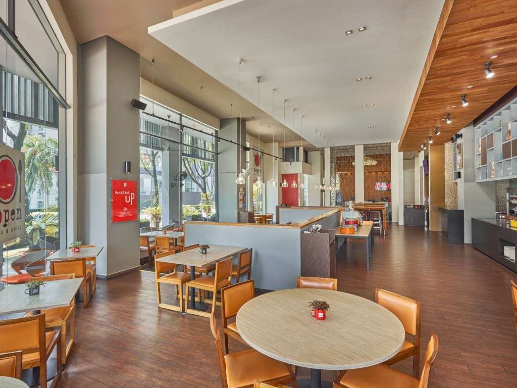 ibis Singapore Novena property photo 3