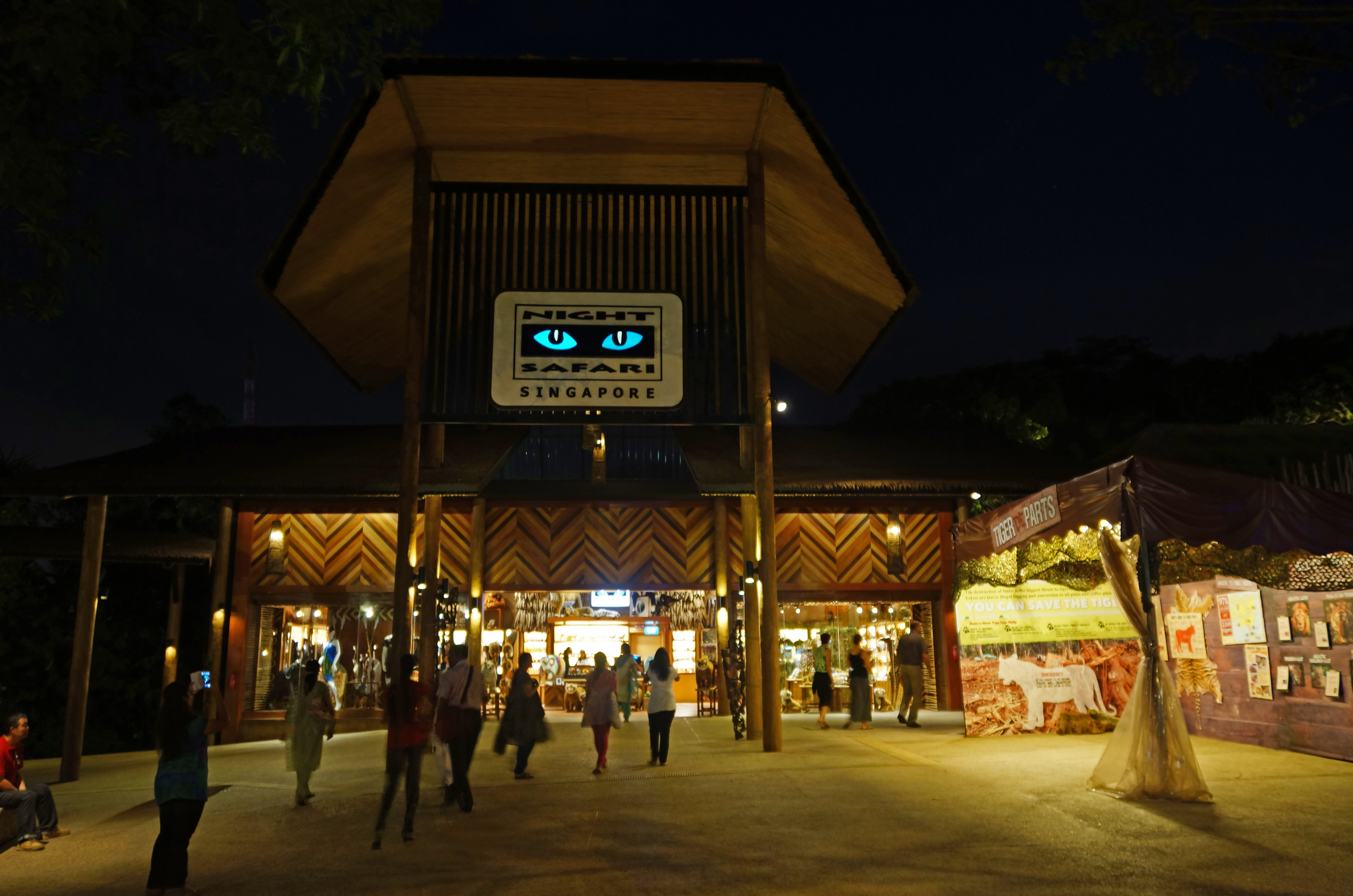8N/9D Singapore